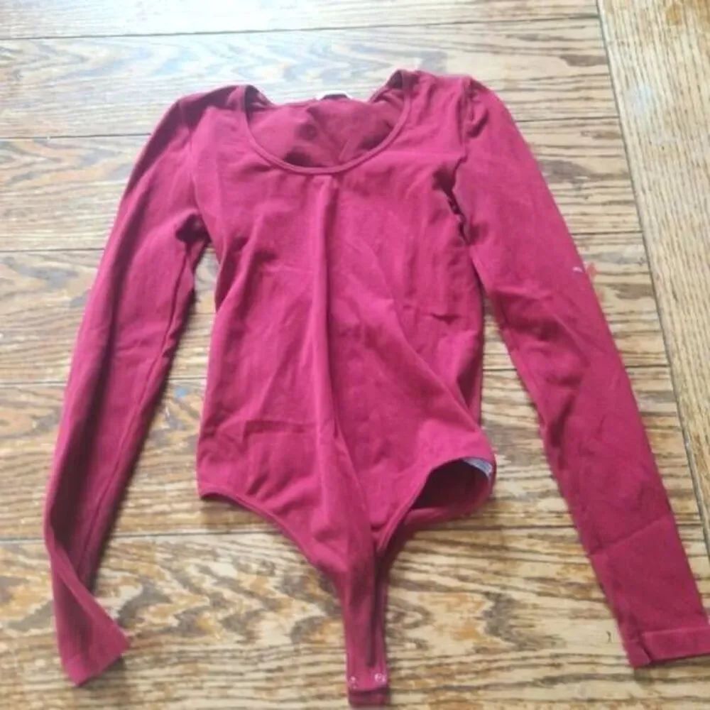 Wolford red long sleeve bodysuit sz XS